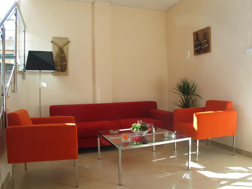 Hostal Ciudad De Caparra Carcaboso Exterior foto